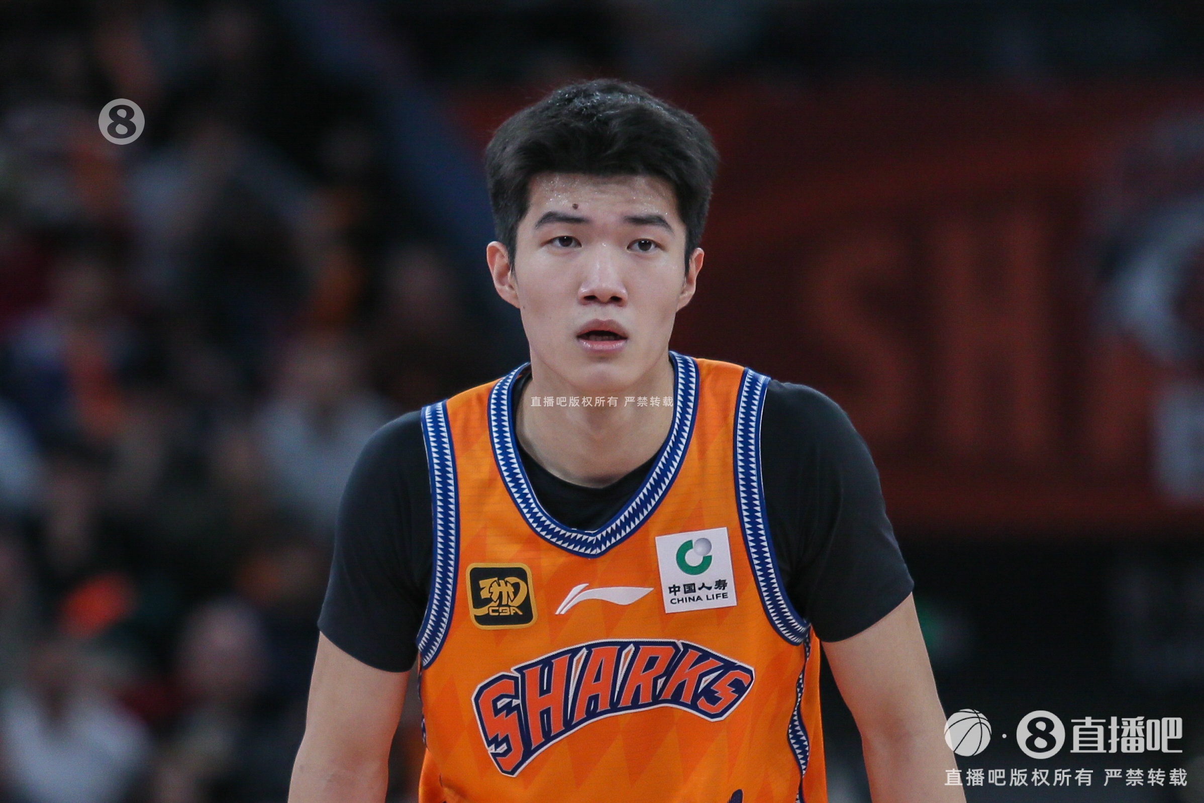 率先發(fā)力！偰李永煒首節(jié)5中4拿到11分 三分4中3